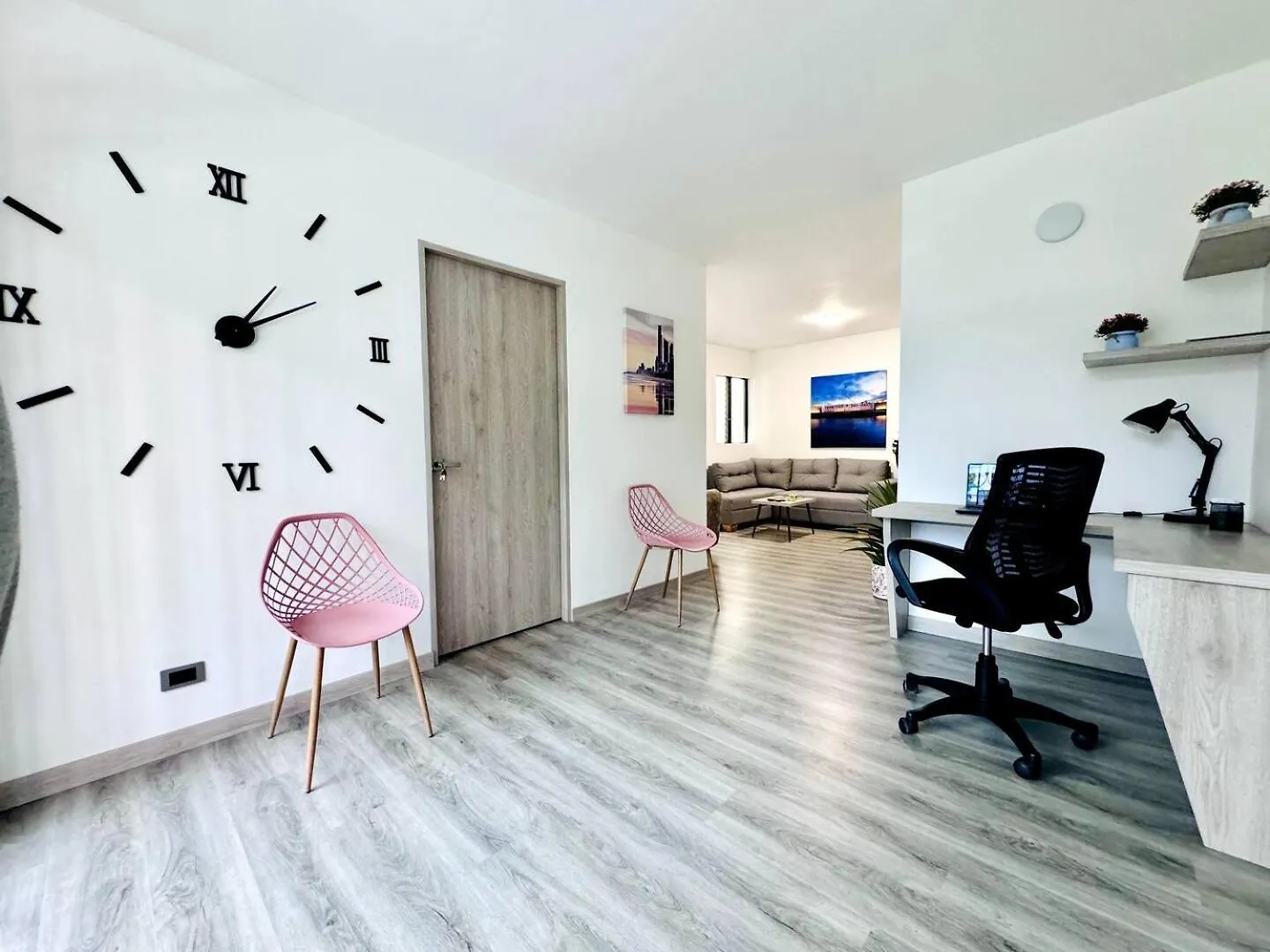 Apartment Comodo Apto En Laureles Medellin