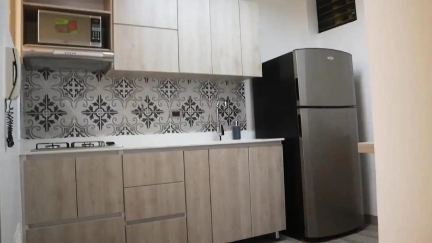 Comodo Apto En Laureles Medellin